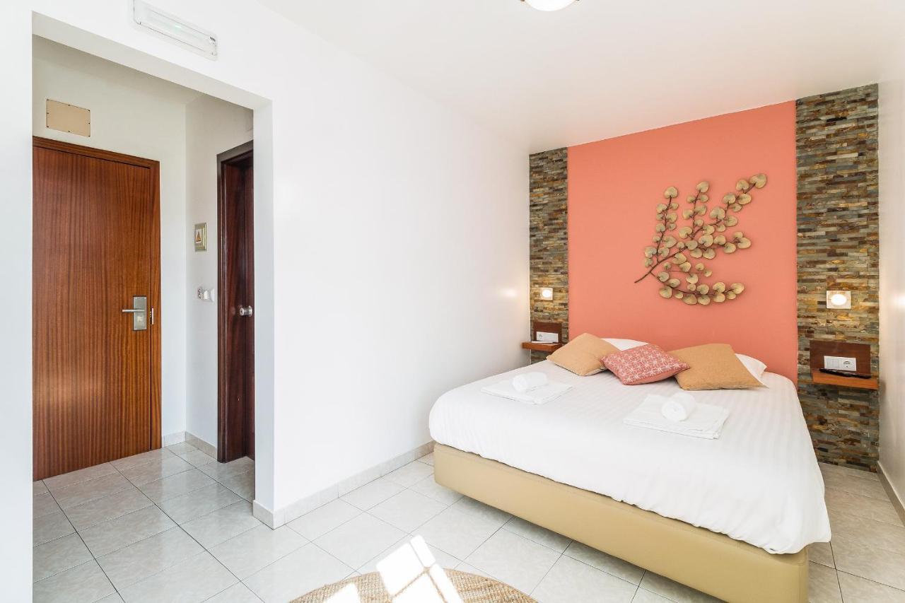 Guesthouse Aljezur Center ภายนอก รูปภาพ