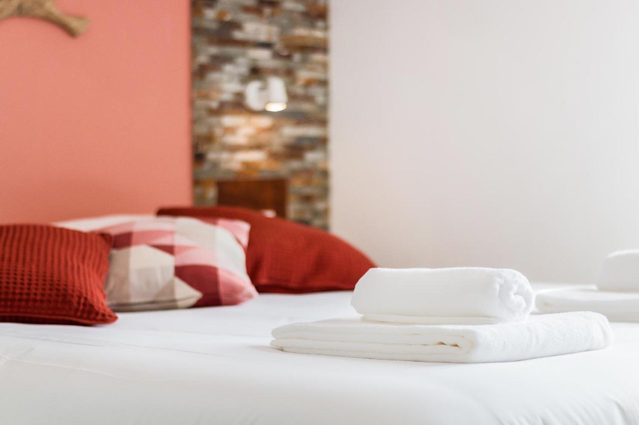Guesthouse Aljezur Center ภายนอก รูปภาพ
